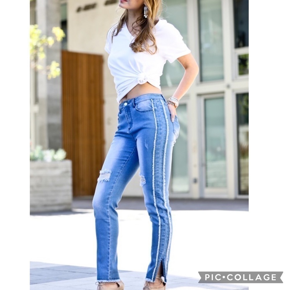 Cute! Cute Slightly Distressed Double Fringed Jeans - Picture 1 of 4